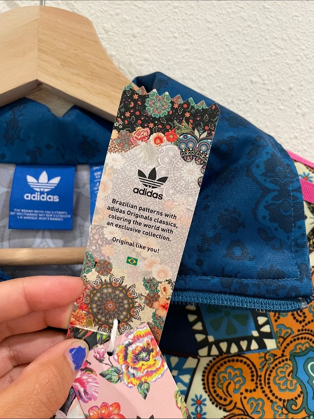NWT Adidas Originals x Farm Rio Borbomix Track Jacket Brazilian Design Small